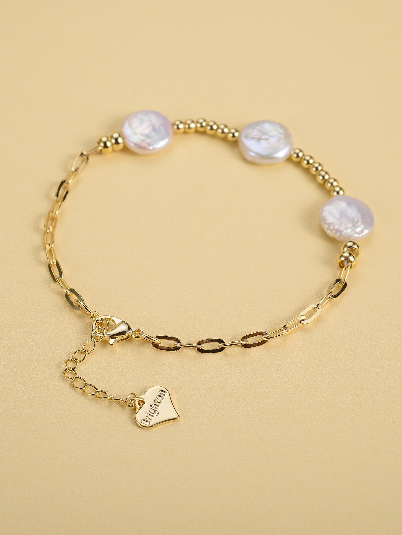 European And American Vintage Classic Metal Pearl Bracelet