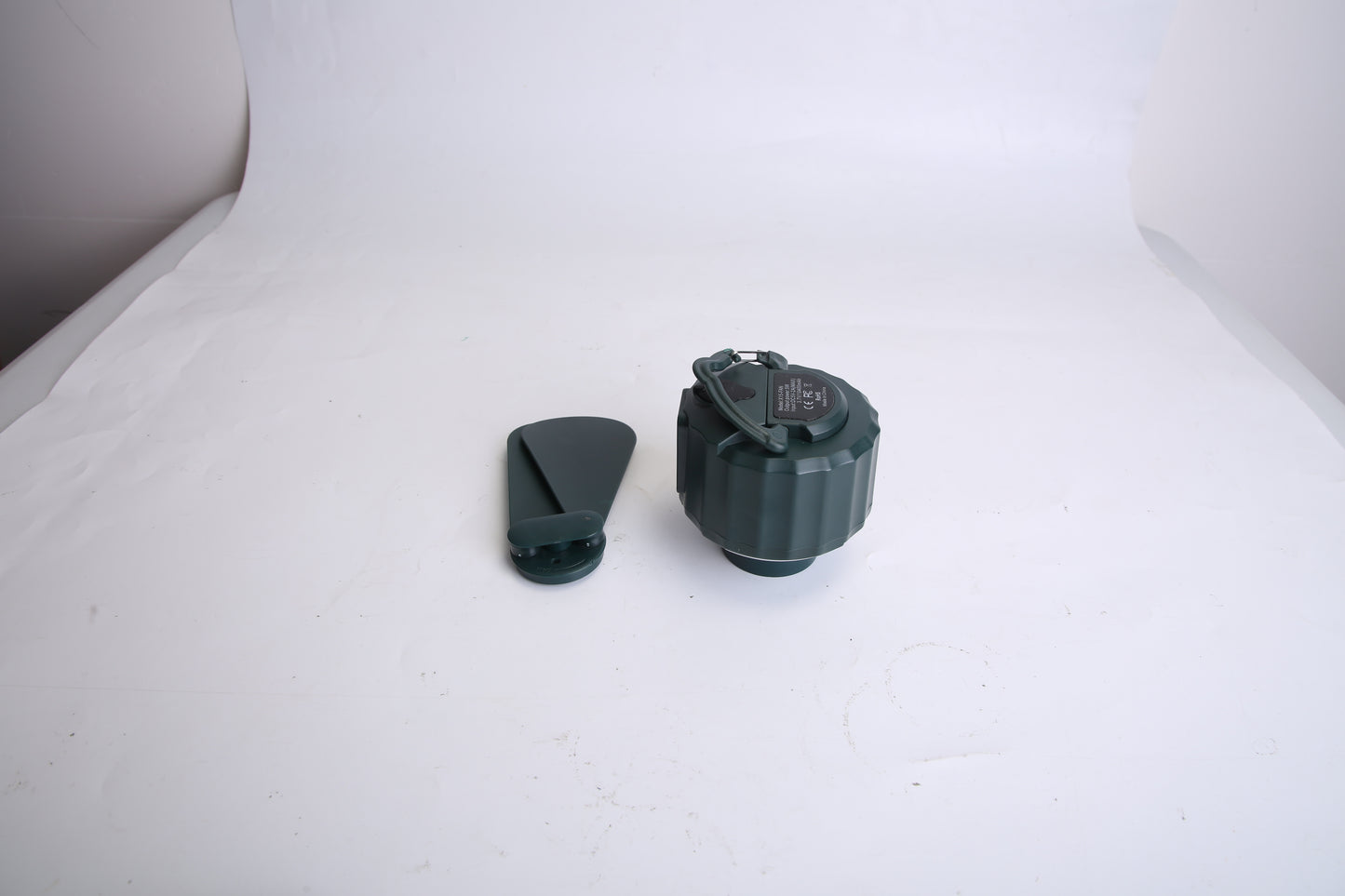 Portable Camping Ceiling LED Fan 10400mAh USB Battery Powered Hanging Tent Lantern Fan Power Bank With 3 Fan Speed 3 Light Brightness Smart Timer Remote Control